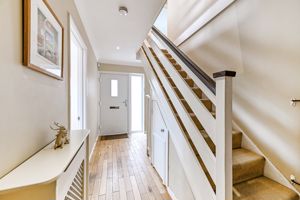 Entrance Hallway- click for photo gallery